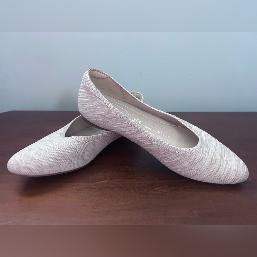 Vivaia hemp cream pointy toe aria ballet flat 39.5/9